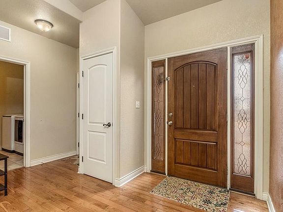 4th image of 5204 Lynn Meadows Dr