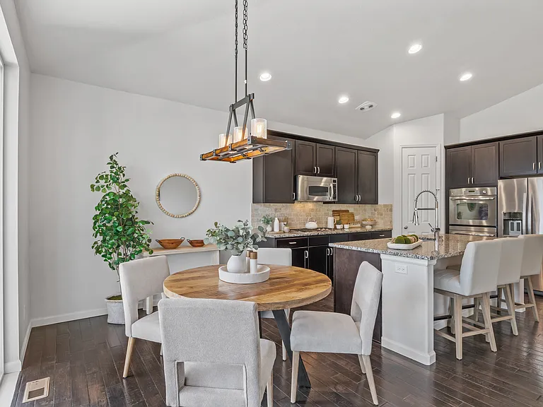 5859 Leon Young Dr — Photo 20