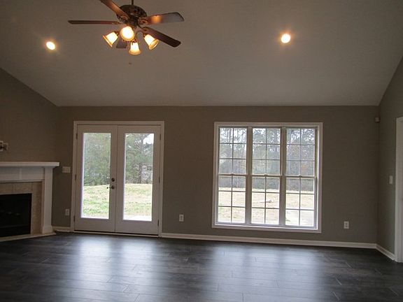 2nd image of 395 Lee Road 2091