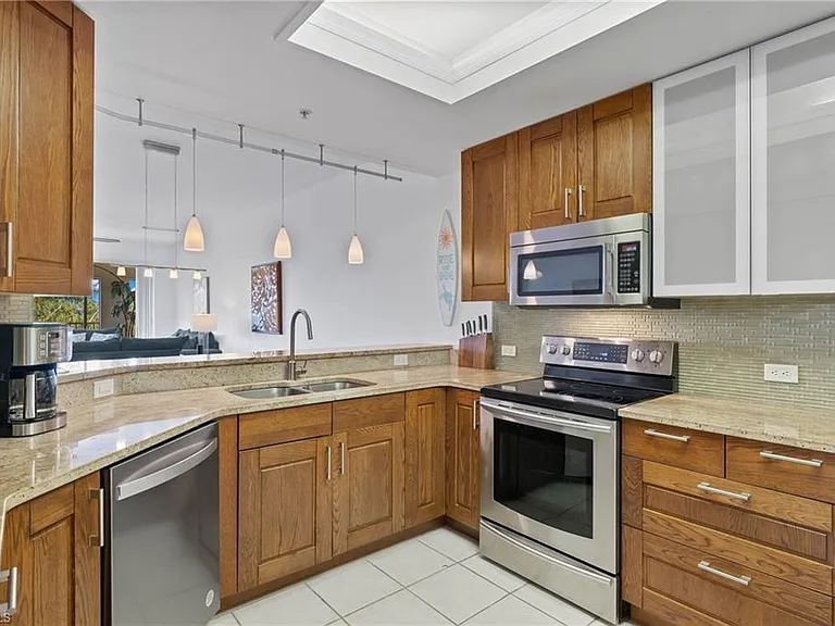 14817 Laguna Dr #203 — Photo 9