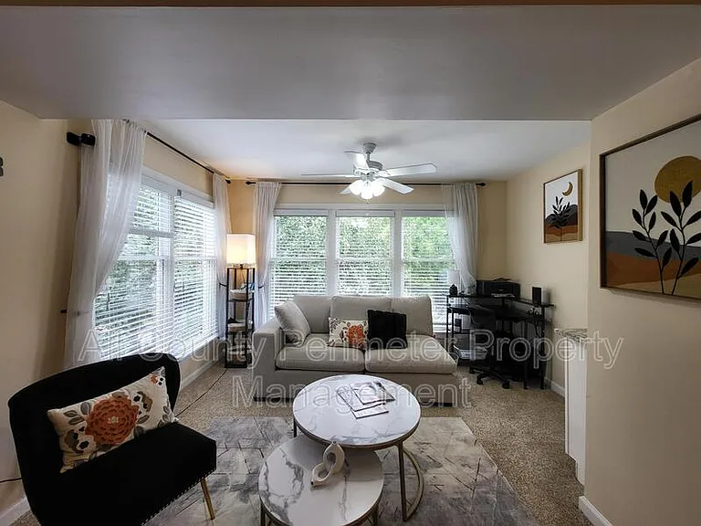 307 Hollyfax Cir — Photo 11
