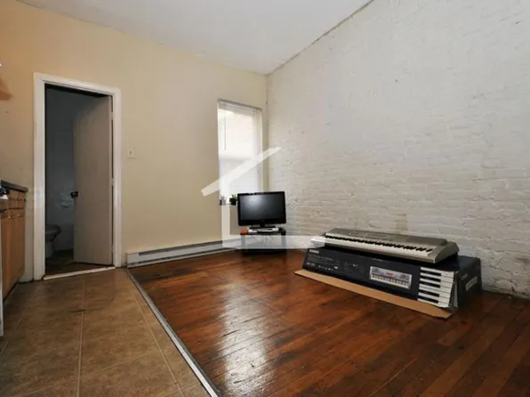 894 Huntington Ave, Boston, MA