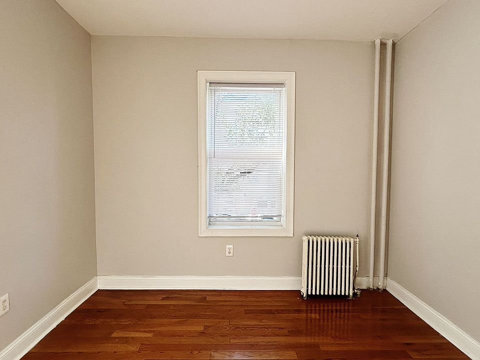 2nd image of 67 Stuyvesant Ave #1E
