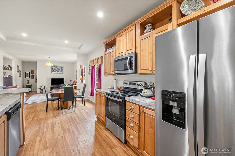 2nd image of 52 S Hemlock Lane