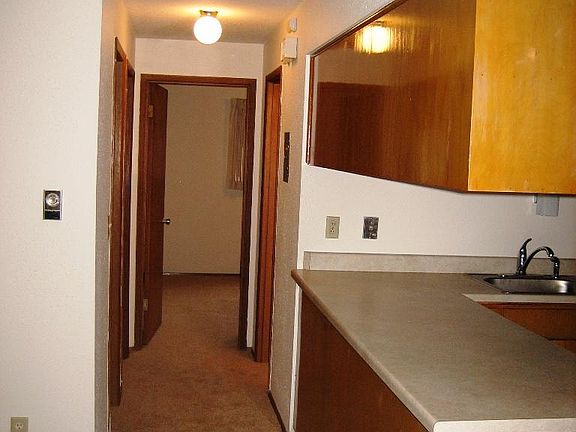 3rd image of 6819 Pacific Ave #W7zeyhwpe