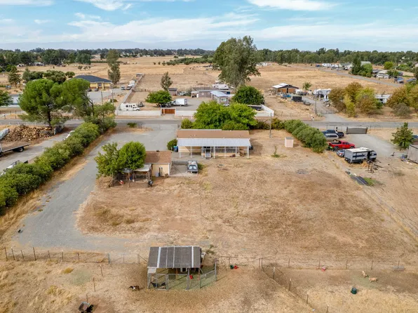 4582 Hall Rd, Corning, CA 96021