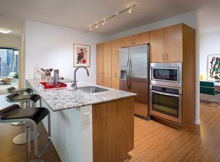 209 E Illinois St #2406, Chicago, IL 60611