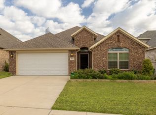 9608 Rosina Trl, Fort Worth, TX 76126