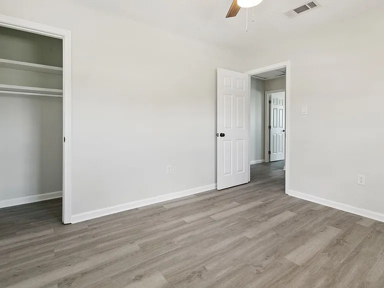 1116 Tallow Tree Ln #9 — Photo 5
