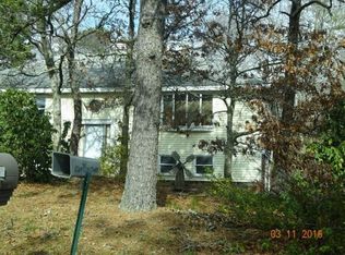72 Thankful Ln, Cotuit, MA 02635