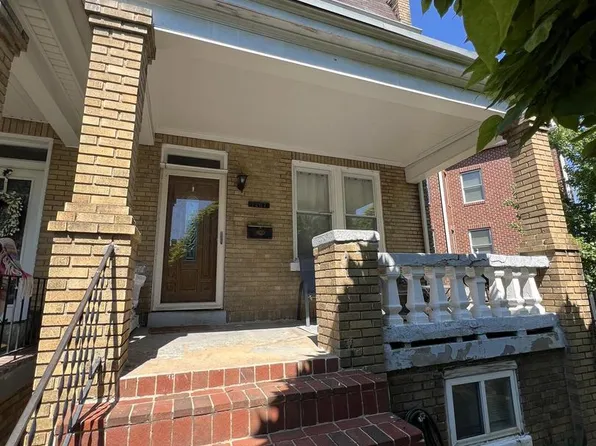 1267 Holbrook Ter NE, Washington, DC 20002