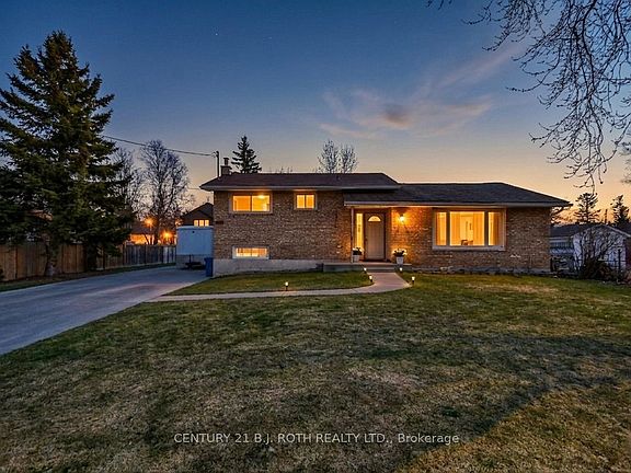 2nd image of 3039 Poplar Rd