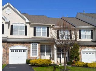 5 Wellington Rd, Newtown, PA 18940