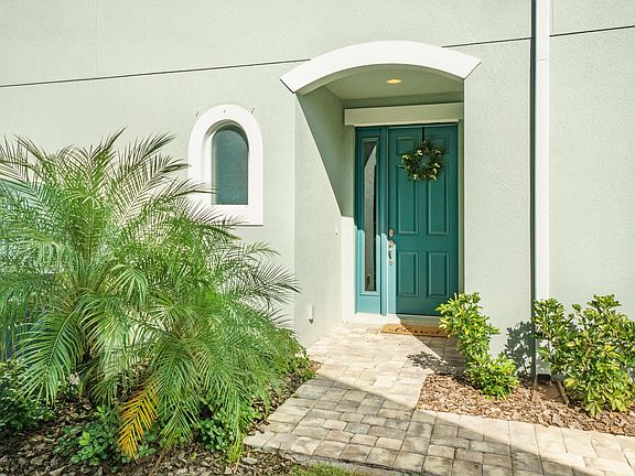 3rd image of 7964 Loren Cove Dr