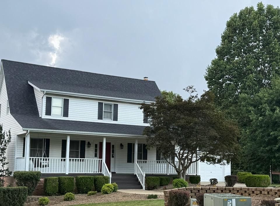 1st image of 3 Country Oaks Dr