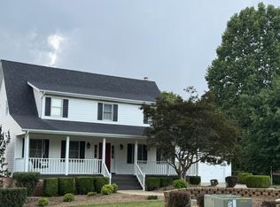 3 Country Oaks Dr, Barboursville, WV 25504