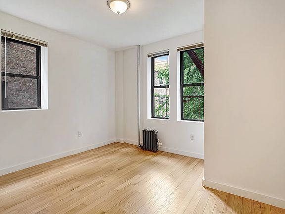 3rd image of 134 E 96th St APT 4B