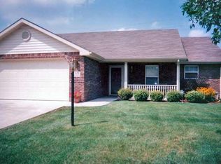 1305 N Saybrook Ln, Muncie, IN 47304