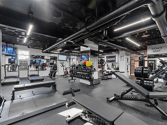 5th image of 230 Pelham Road #4N