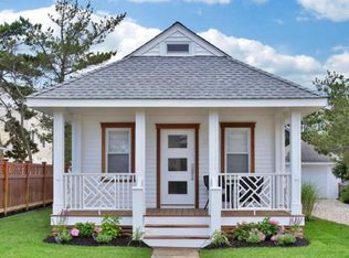 20 E Goldsborough Ave, Brant Beach, NJ