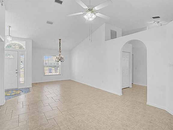 5th image of 5108 72nd St E