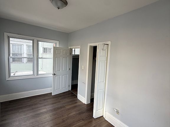 2nd image of 477 Clifton Ave APT 1