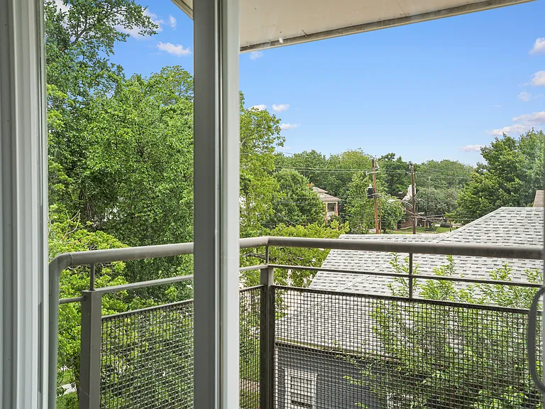 4502 Gaston Ave #319 — Photo 16