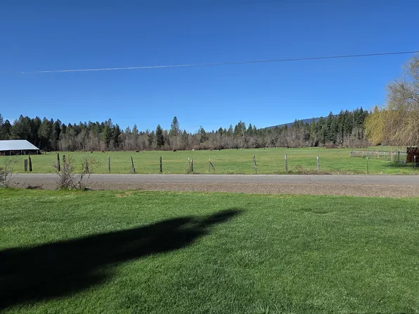 492 Red Blanket Rd, Prospect, OR 97536