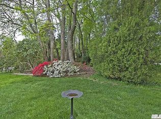 17 Bridle Path Ln, Port Jefferson, NY 11777