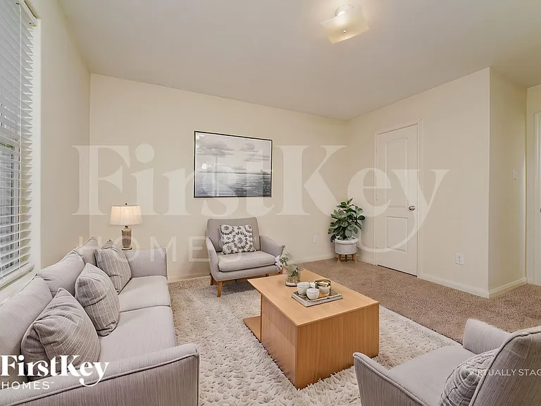 2207 Old Harbor Way — Photo 5