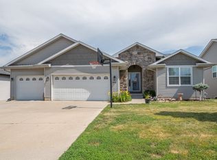 5370 Pleasant Ridge Rd, Pleasant Hill, IA 50327