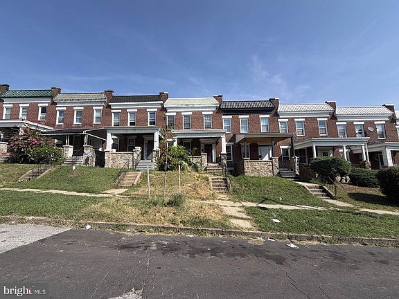 3rd image of 2818 Presstman St