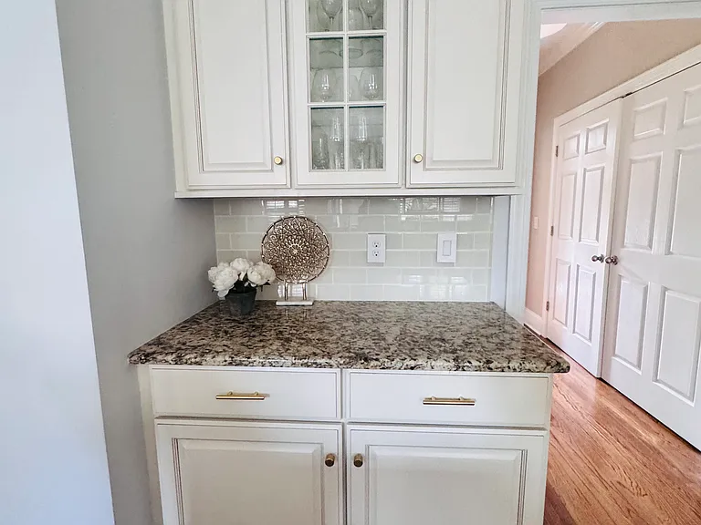 3313 Moores Glen Dr — Photo 7