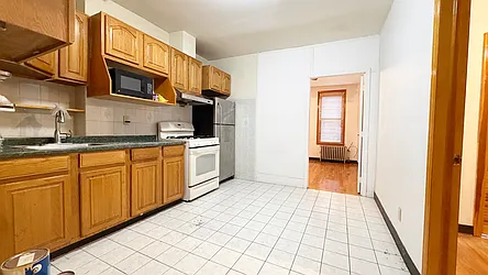 105 Madison Street, #6