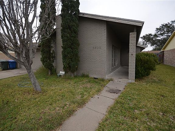2nd image of 3502 Cresthill Dr