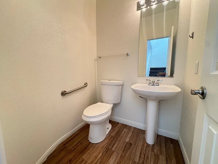 1078 Country Skies Ave — Photo 13