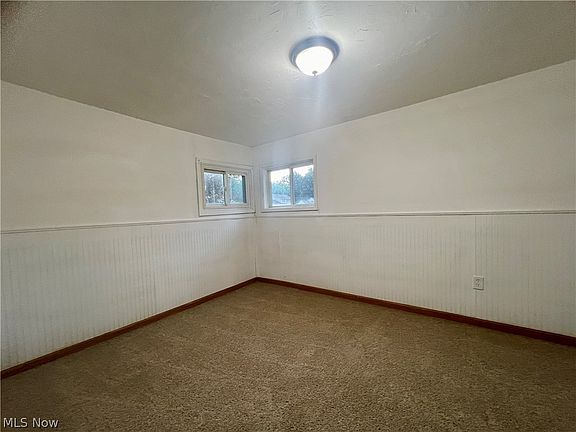 5th image of 458 Buckeye Dr
