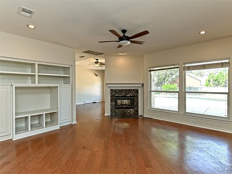104 Acapulco Ct — Photo 18