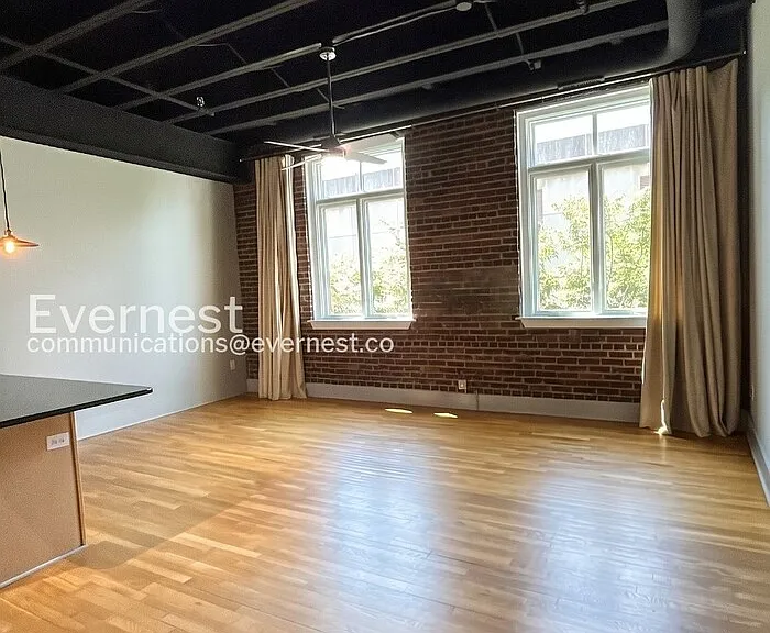 1 W 5th St #302 — Photo 9