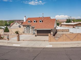 3311 Vista Del Sur St NW, Albuquerque, NM 87120