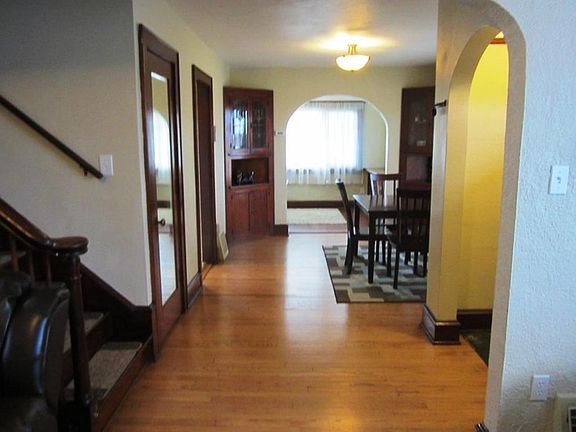 4th image of 123 W Waterford Ave