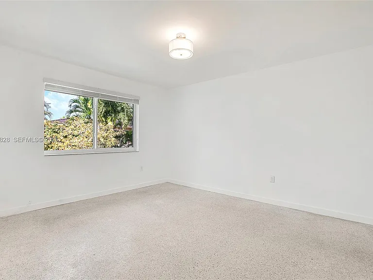 9372 Abbott Ave — Photo 11