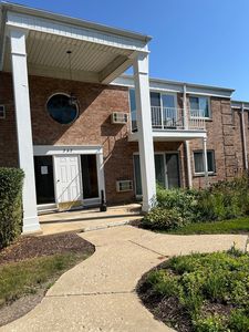 543 Burlington Ave APT 112-E, Downers Grove, IL, 60515