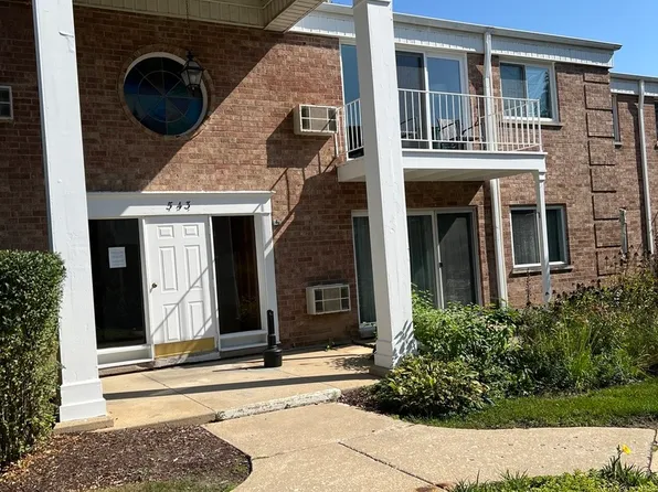 543 Burlington Ave APT 112-E, Downers Grove, IL 60515