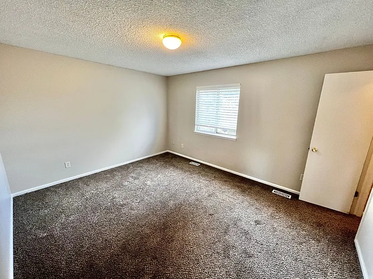2336 Arctic Fox Dr — Photo 16