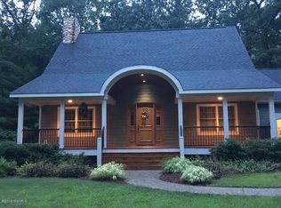 4449 Whisper Ct, Hamilton, MI 49419