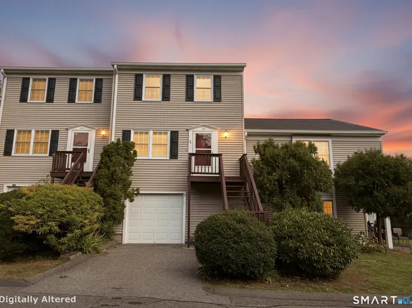 113 Summit Commons #113, Derby, CT 06418