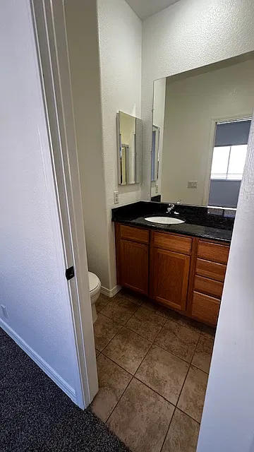 2 bed, 950 sqft, $1,700 — Photo 4