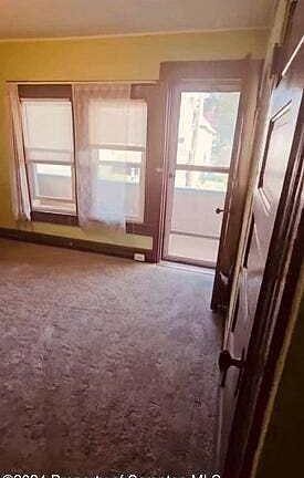 5th image of 610 Moosic St #11300241