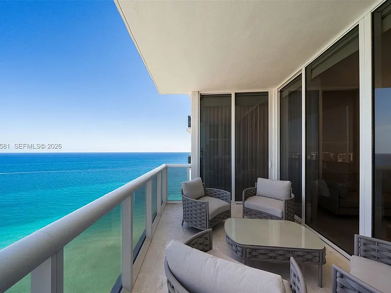 18201 Collins Ave #4606 — Photo 27